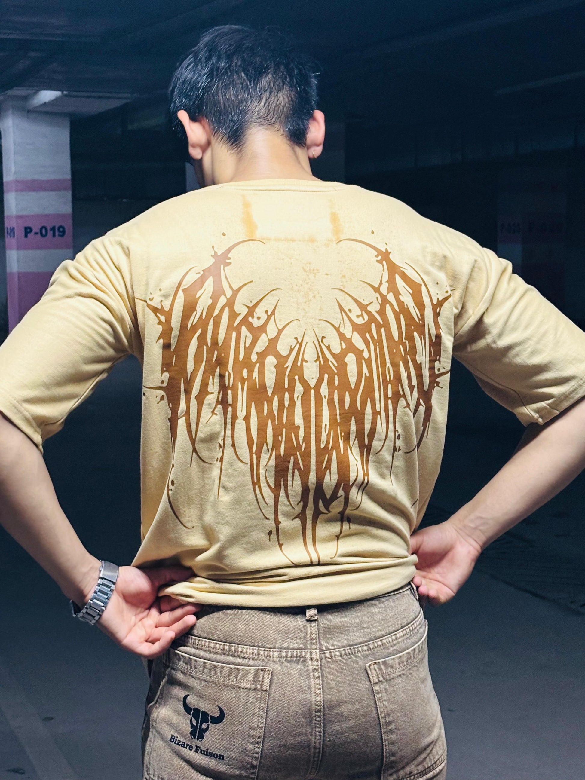 BIZARRE Oversized Tee – Yellow Mayhem